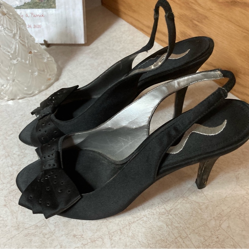 Nena heels